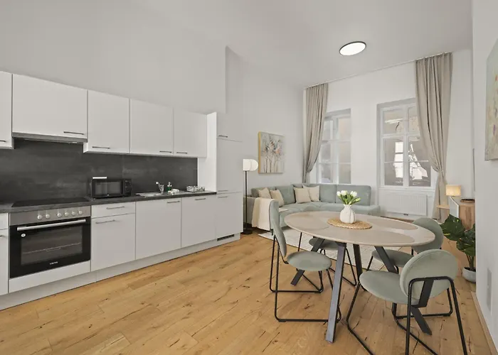Stadtpark City Apartment Is Calling - By 4Ty3 Apartments